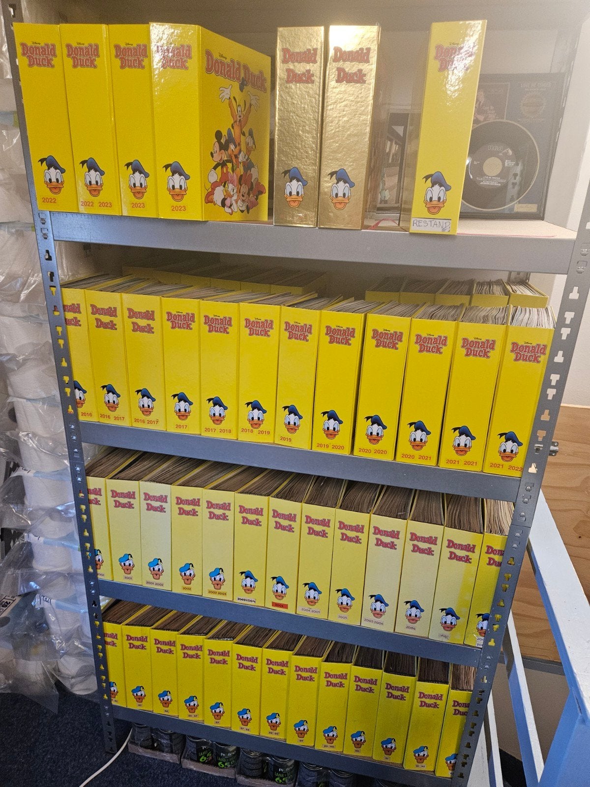 Grote verzameling Donald Ducks van 1975 tot deels 2023, Meerdere stripboeken, Ophalen, Gelezen
