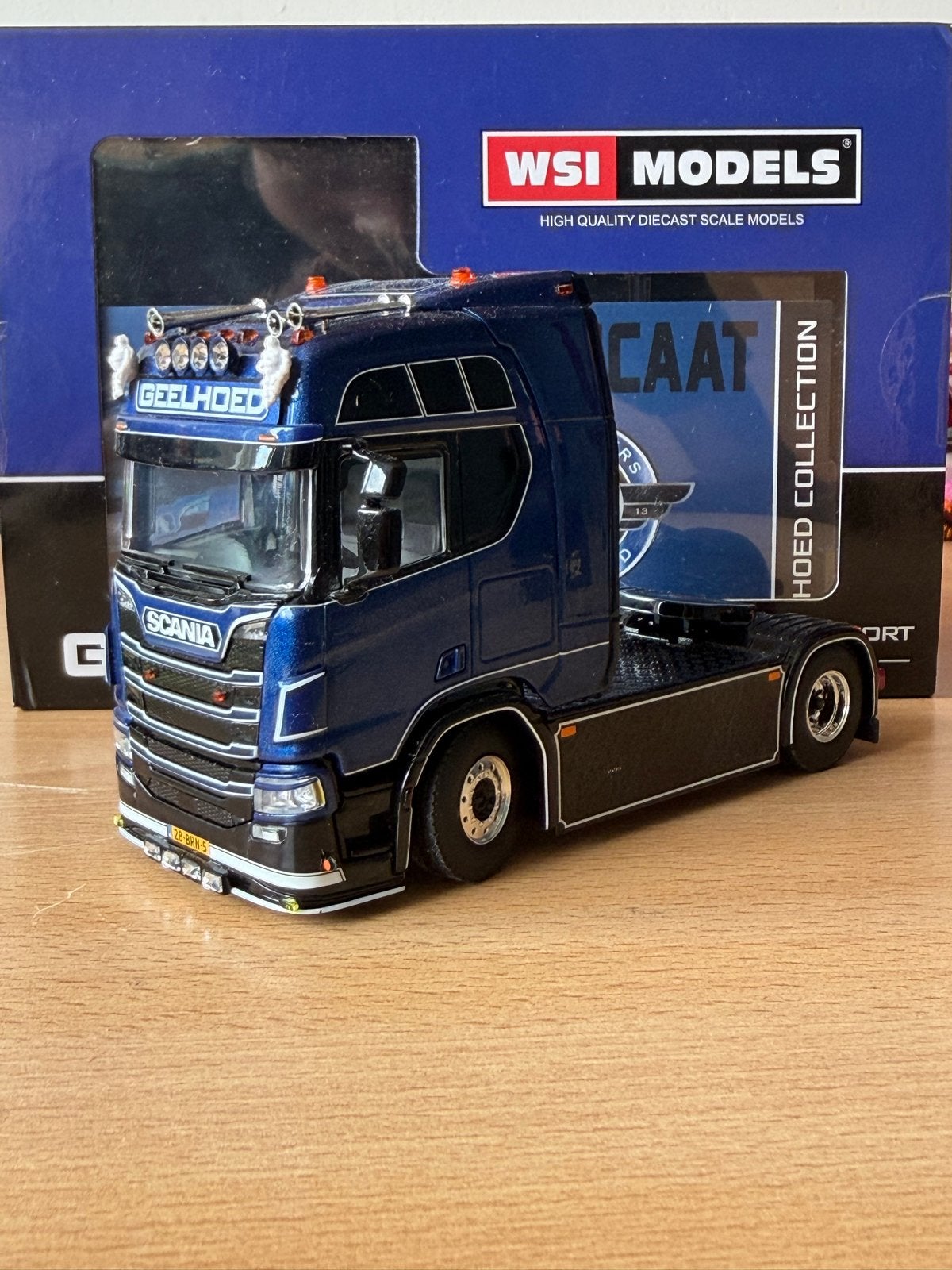 WSI Models Scania S Geelhoed Miniatuur Vrachtwagen, Ophalen of Verzenden, Zo goed als nieuw