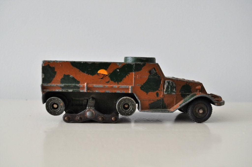 Dinky 822 M3 Half Track 1960-1964, Ophalen of Verzenden, Gebruikt, Bus of Vrachtwagen