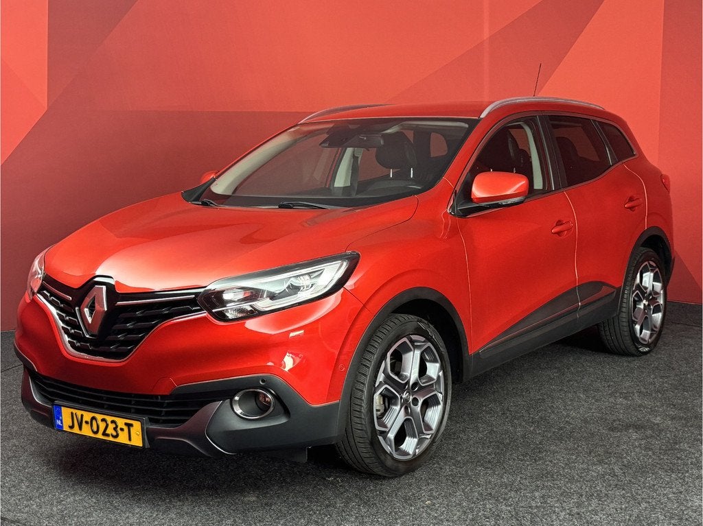 Renault Kadjar 1.2 TCe Bose | Automaat | Navigatie | Trekhaa, Auto's, Renault, Kadjar, Gebruikt, 4 cilinders, Parkeersensor