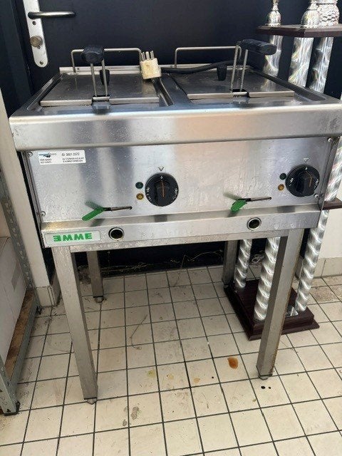 frituur, Witgoed en Apparatuur, 4 liter of meer, Ophalen, Gebruikt, Duo-friteuse
