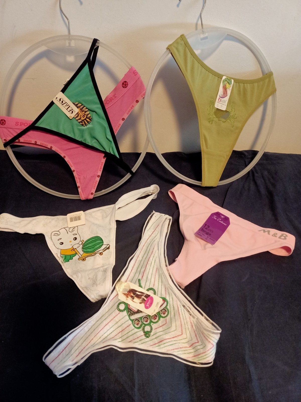Diverse string en slips - Nieuw met labels, Diverse merken, Ophalen of Verzenden, Meerkleurig, String