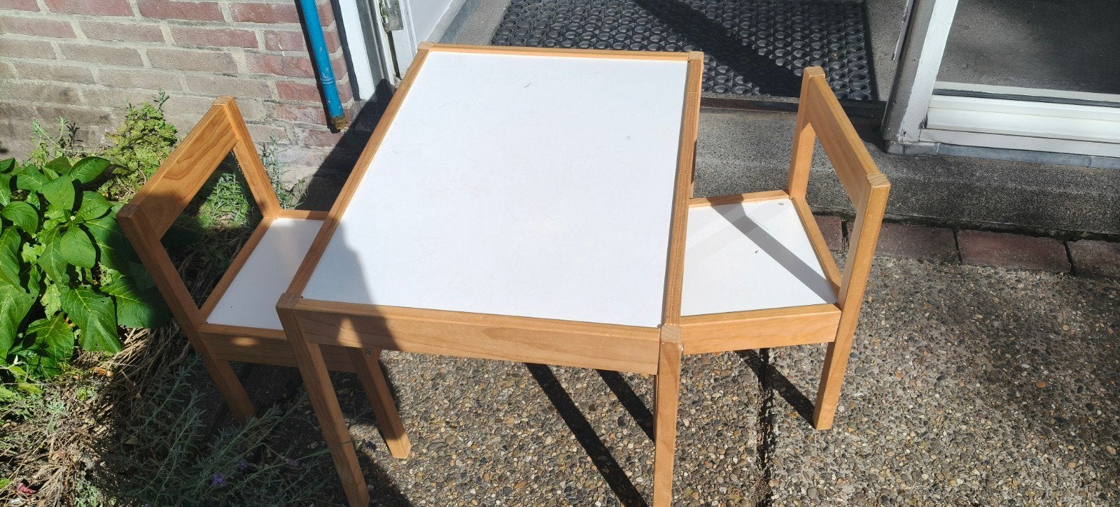 kinder tafel en stoelen, Ophalen, Gebruikt, Stoel(en)