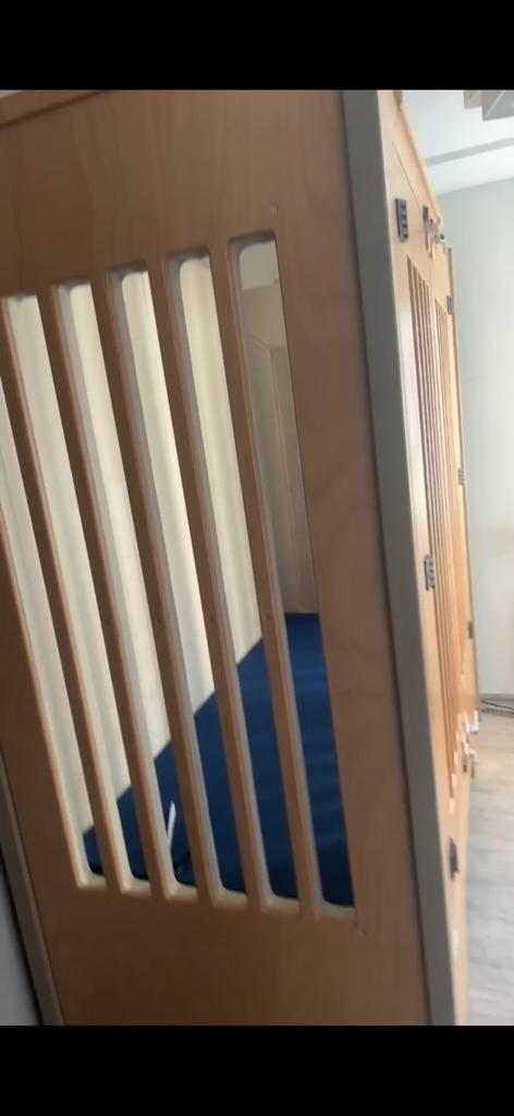 aangepast bed speciaal bed zorg veiligheidsbed, 85 tot 100 cm, Ophalen of Verzenden, Zo goed als nieuw, Matras