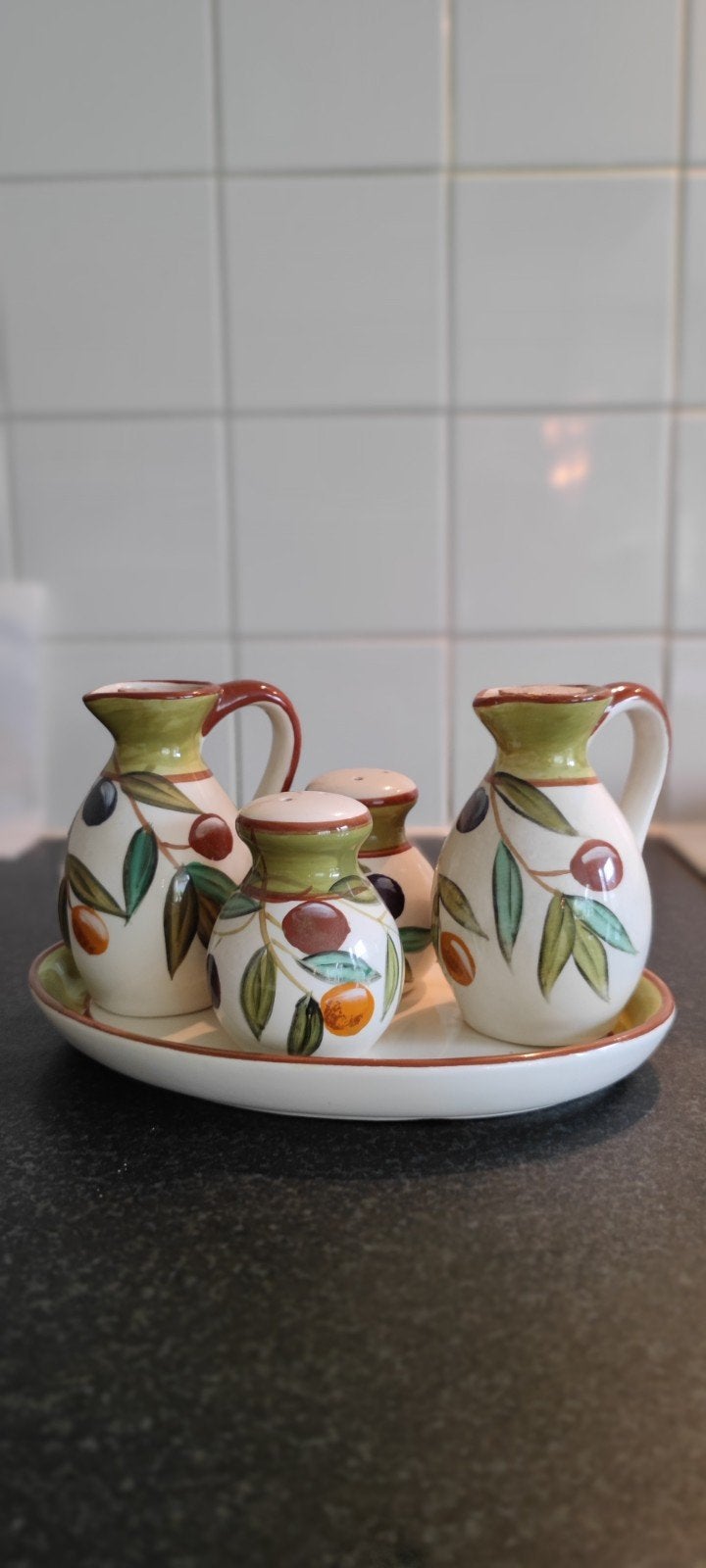 Olie en azijn set met zout- en pepervaatjes, Ophalen of Verzenden, Steen/keramiek, Meerkleurig, Overige typen