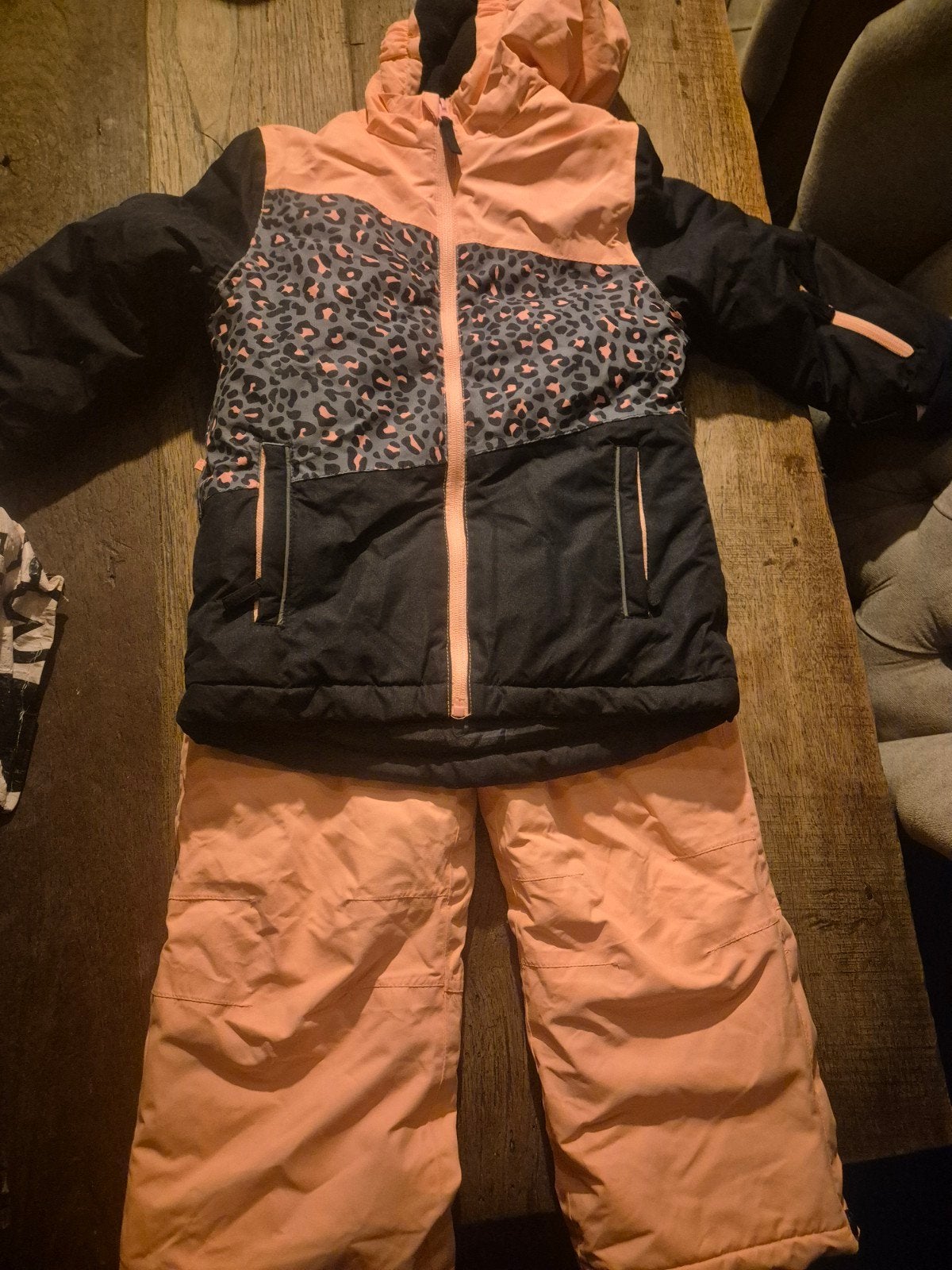 Ski-jas en skibroek set - Oranje/Zwart met luipaardprint, Ophalen of Verzenden, Zo goed als nieuw
