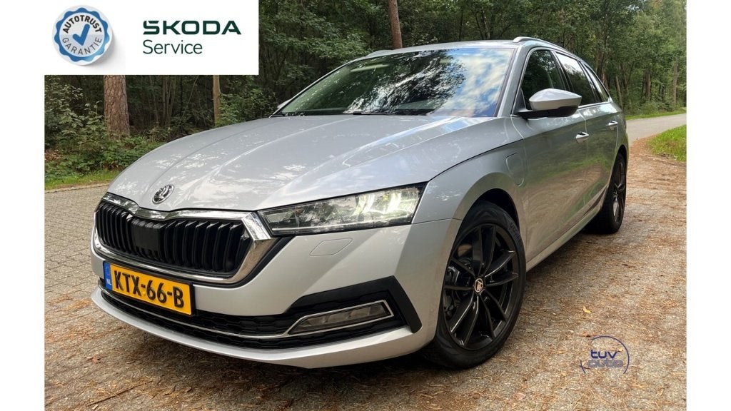 Skoda Octavia Combi 1.4 TSI iV 204pk PHEV Style | TRH!, Auto's, Dealer onderhouden, Stof, Met garantie (alle), Plug-in hybride
