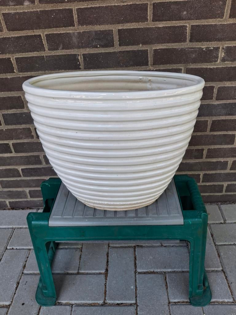Prachtig witte ovale bloempot, Gebruikt, Minder dan 40 cm, Balkon, Overige vormen