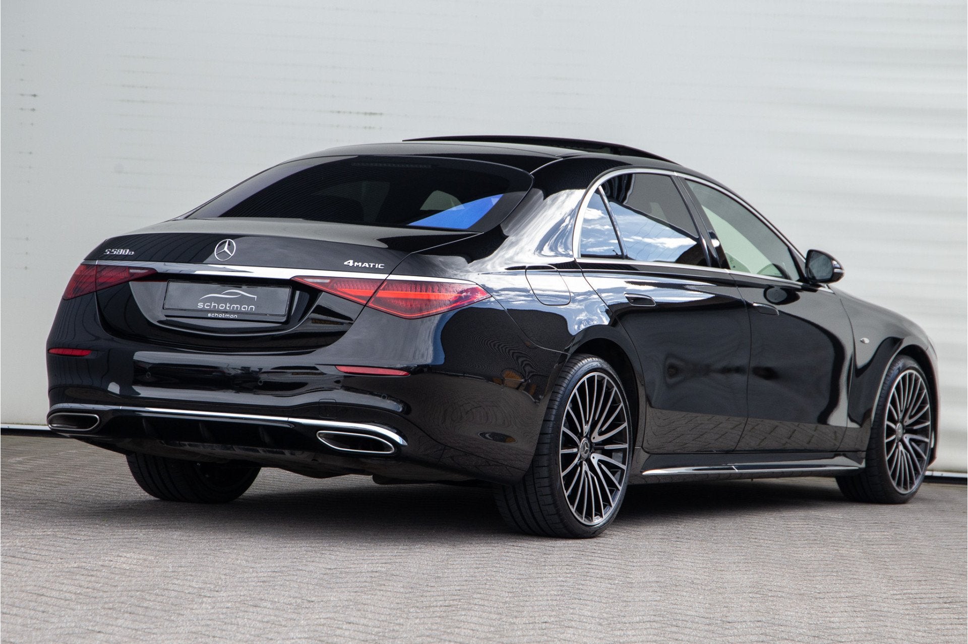 Mercedes-Benz S-Klasse 580 e 4MATIC Lang AMG Premium Plus, B, Auto's, Automaat, Dealer onderhouden, Gebruikt, Zwart