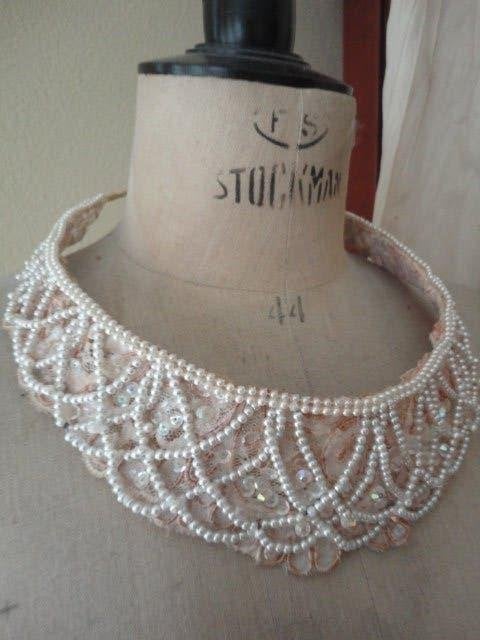 antieke DIADEEM / TIARA versierd met pareltjes/pailletjes, Ophalen of Verzenden