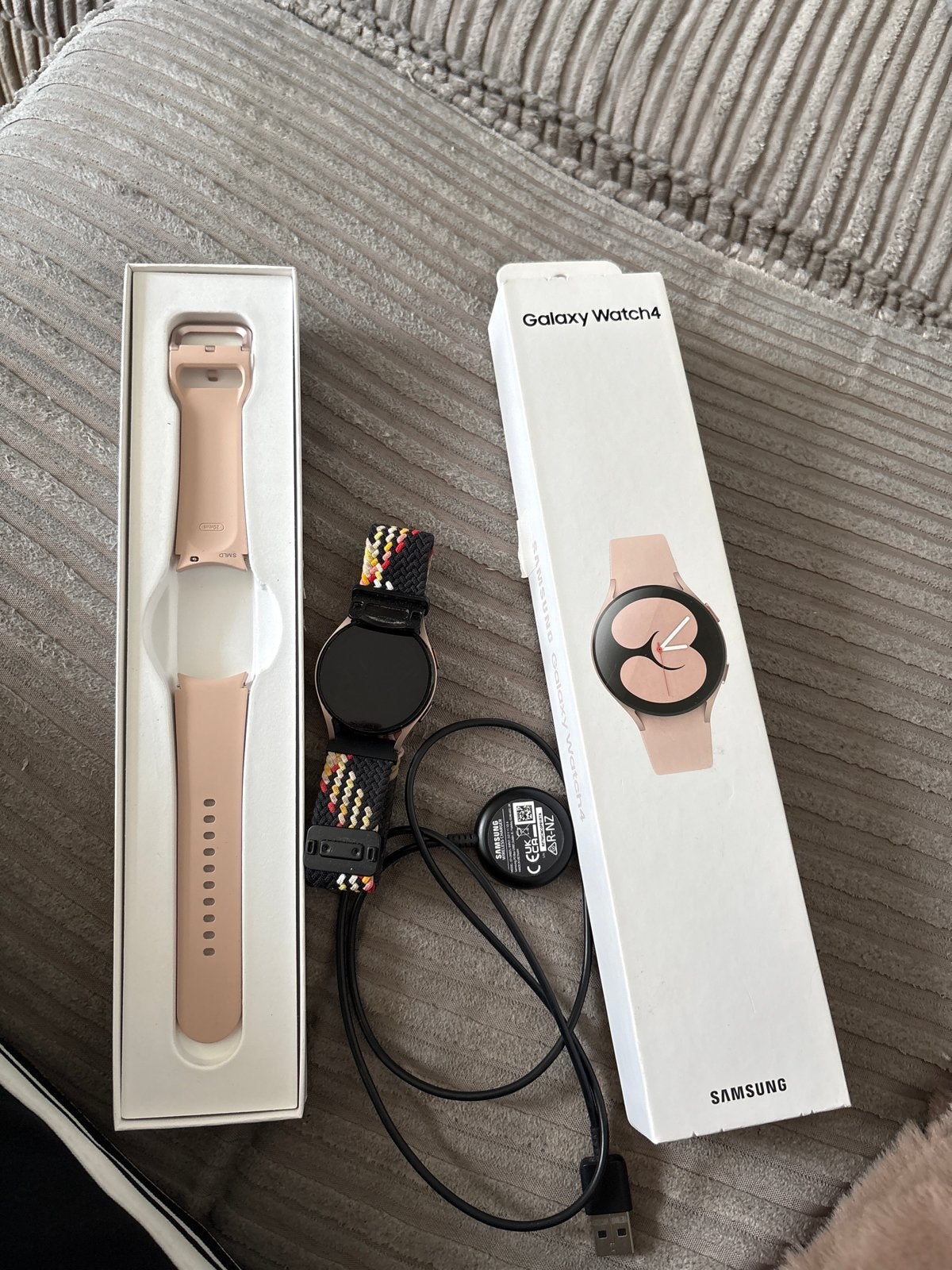 Samsung Galaxy Watch4 - Roségoud, Ophalen, Hartslag, Zo goed als nieuw, Android