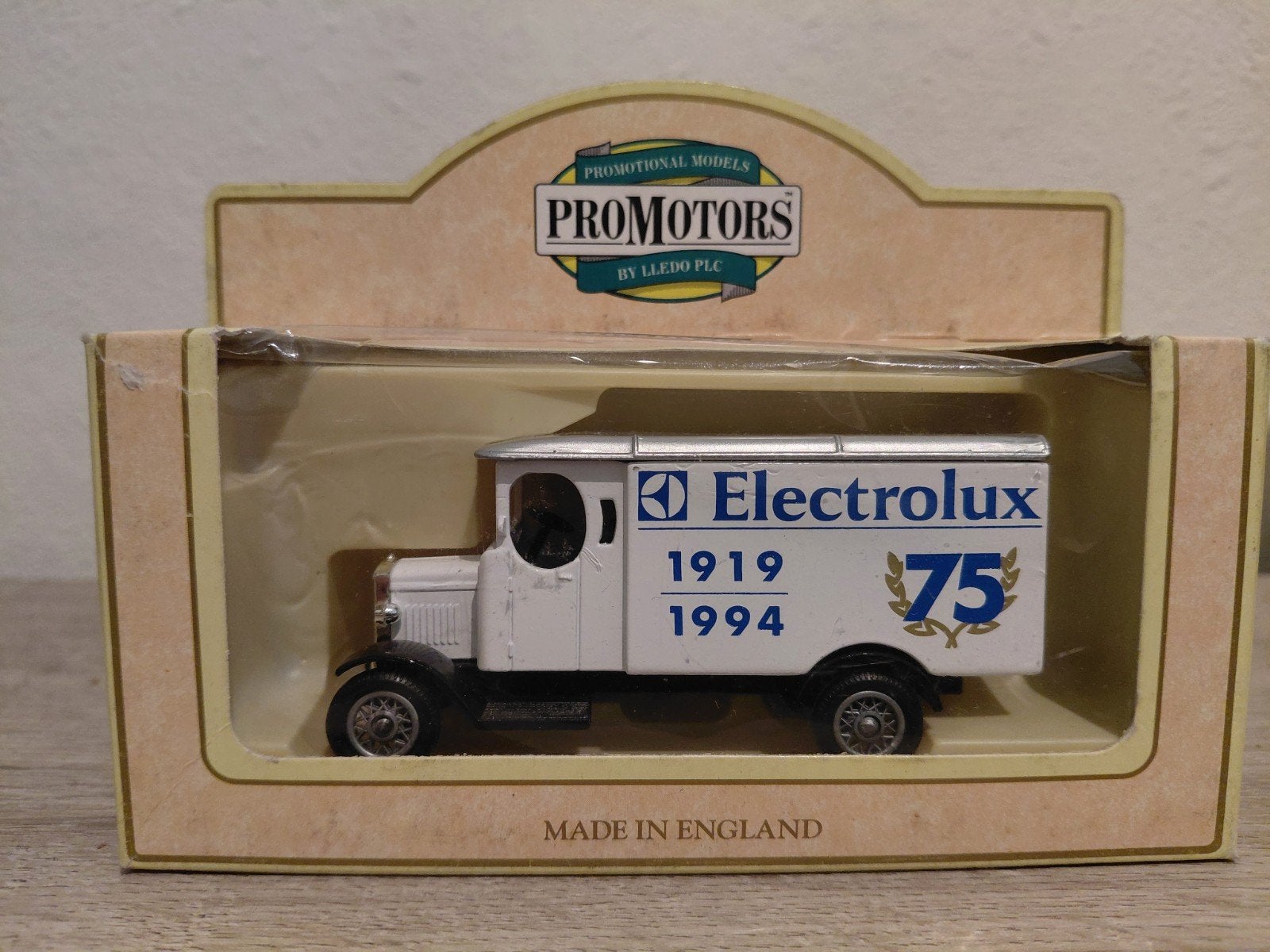 Electrolux 75 jaar, Overige merken, 1:50 of kleiner, Nieuw, Ophalen of Verzenden