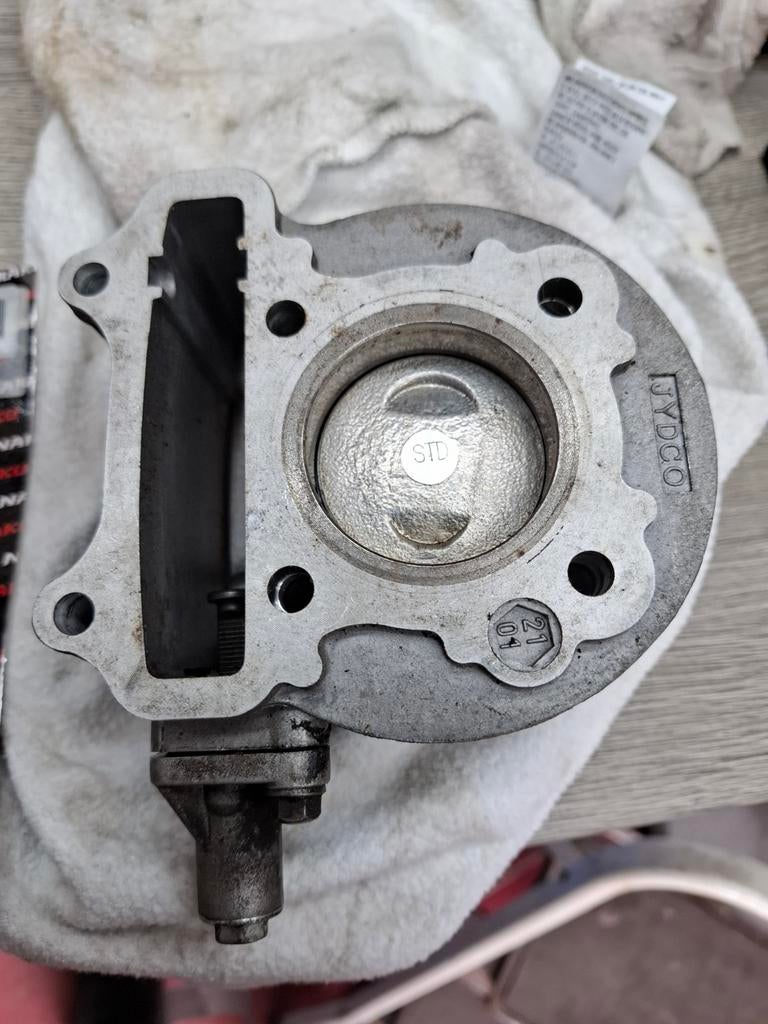 sym fiddle 2 cilinder gy6, Fietsen en Brommers, Brommeronderdelen | Scooters, Ophalen, Gebruikt, Cilinder, SYM