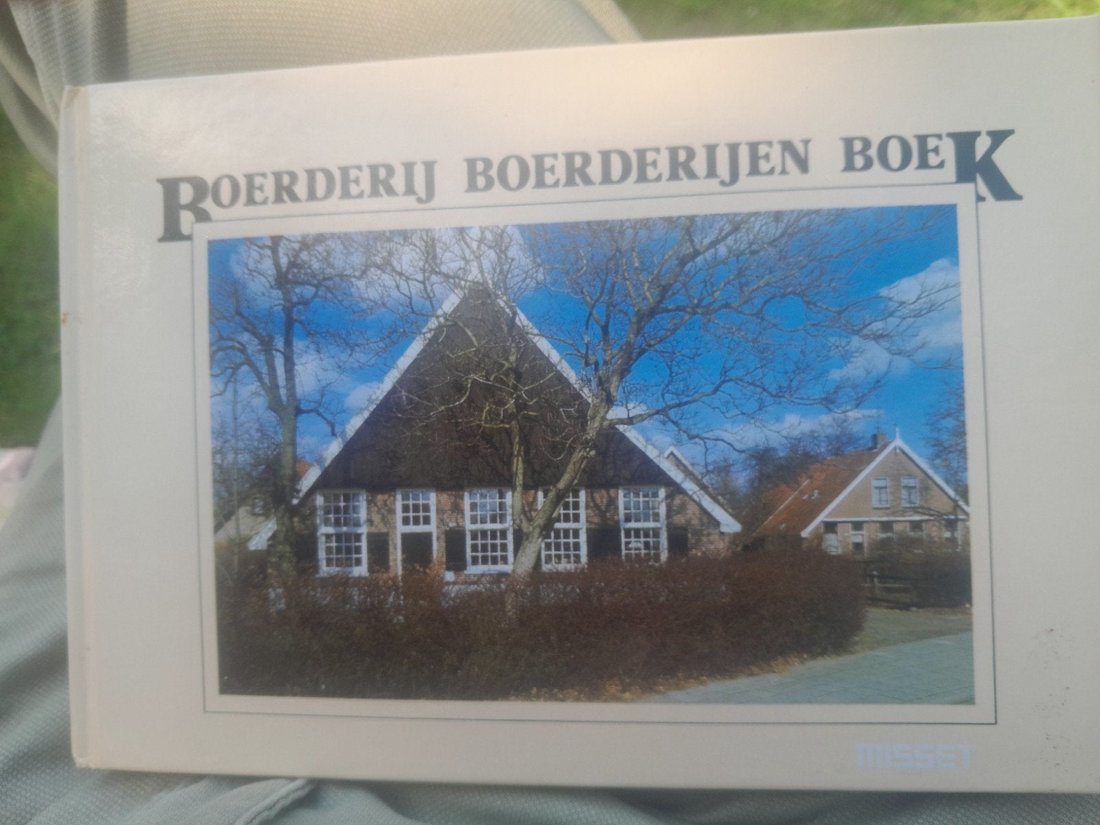 Boerderijen Boek (S J vd Molen), Ophalen of Verzenden, Zo goed als nieuw