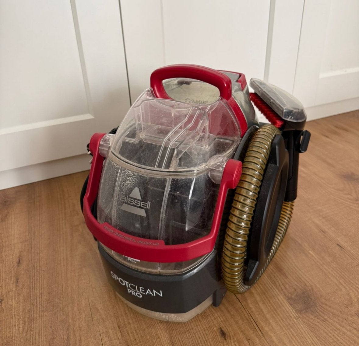 Bissell SpotClean Pro Vlekkenreiniger - Zo goed als nieuw, Geschikt voor tapijt, Overige merken, Ophalen of Verzenden, Zo goed als nieuw
