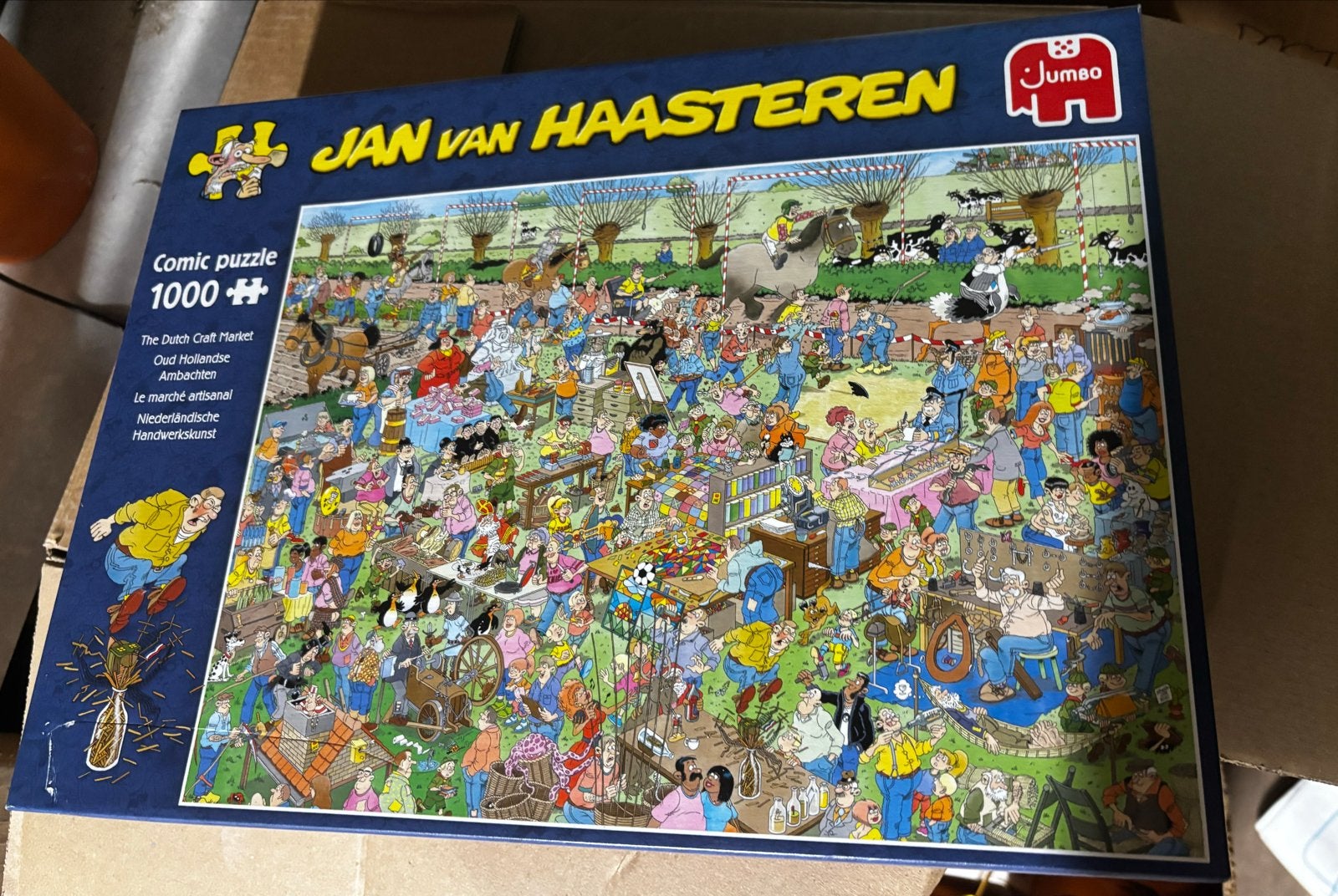 Jan van Haasteren Comic Puzzel - The Dutch Craft Market 1000, Ophalen of Verzenden, 500 t/m 1500 stukjes, Nieuw, Legpuzzel