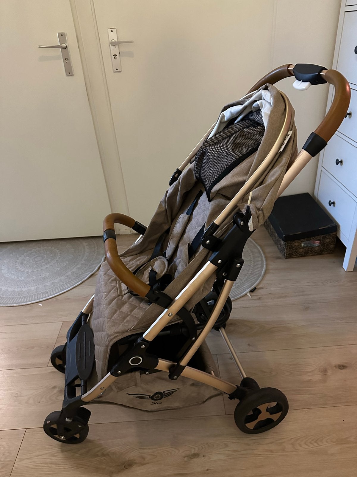 Compacte buggy met verstelbare rugleuning en zonnekap, Ophalen of Verzenden, Zo goed als nieuw, Overige merken, Regenhoes