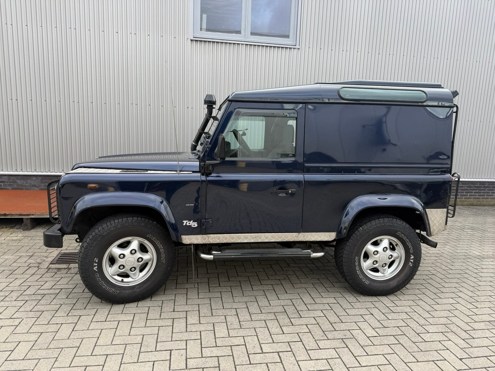 Land Rover Defender 90 TD5, blauw , youngtimer!, foto 2