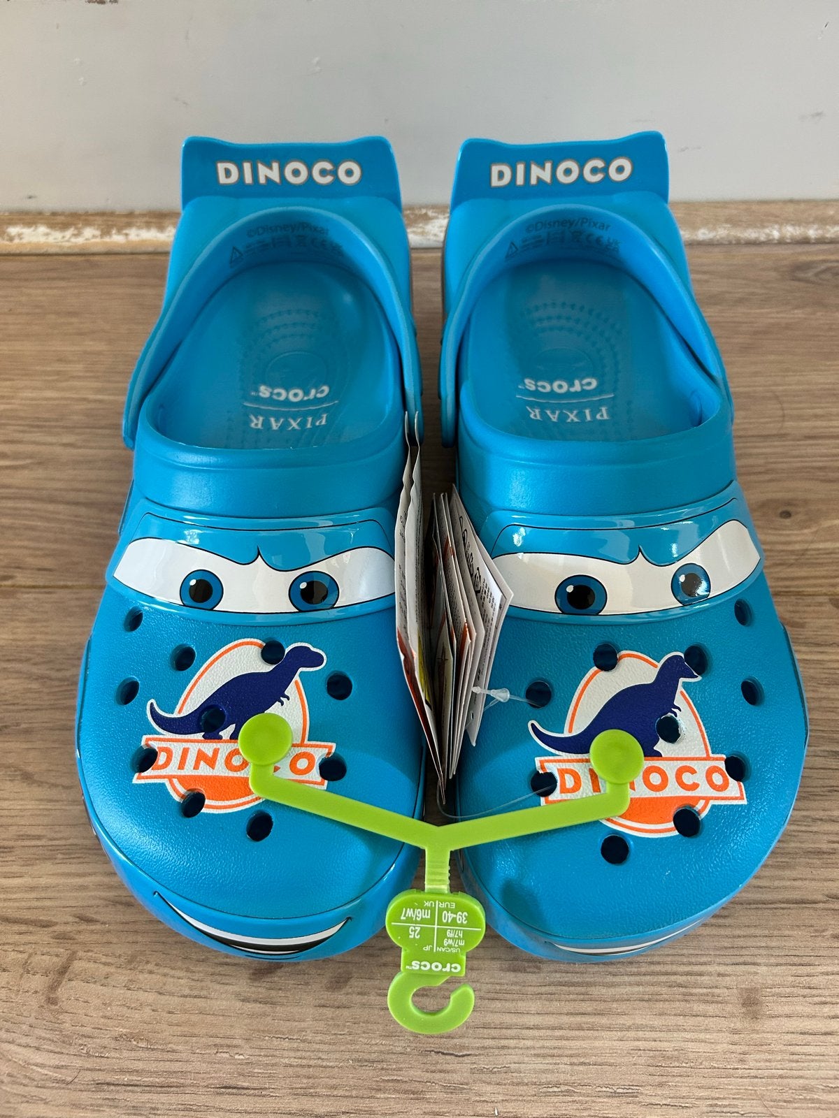 Nieuwe Crocs Cars Dinoco Bliksem McQueen Klompen Maat 39-40, Ophalen of Verzenden, Nieuw, Jongen of Meisje