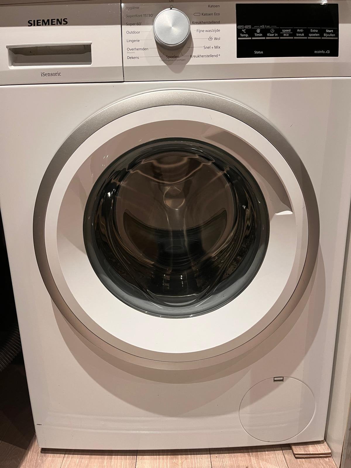 Zeer nette Siemens iq 300 wasmachine, Witgoed en Apparatuur, Ophalen, Zo goed als nieuw, 85 tot 90 cm, 1200 tot 1600 toeren