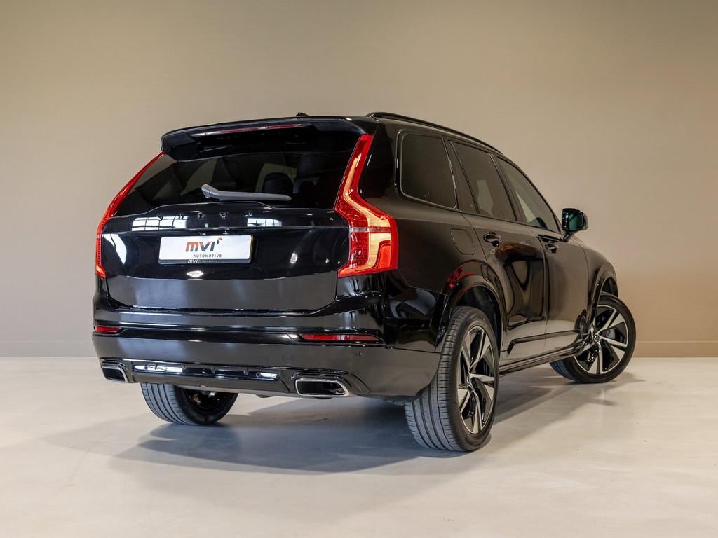Volvo XC90 2.0 T8 Recharge AWD R-Design 7 zitter / 390pk / T, 4 cilinders, 7 stoelen, Zwart, Bedrijf