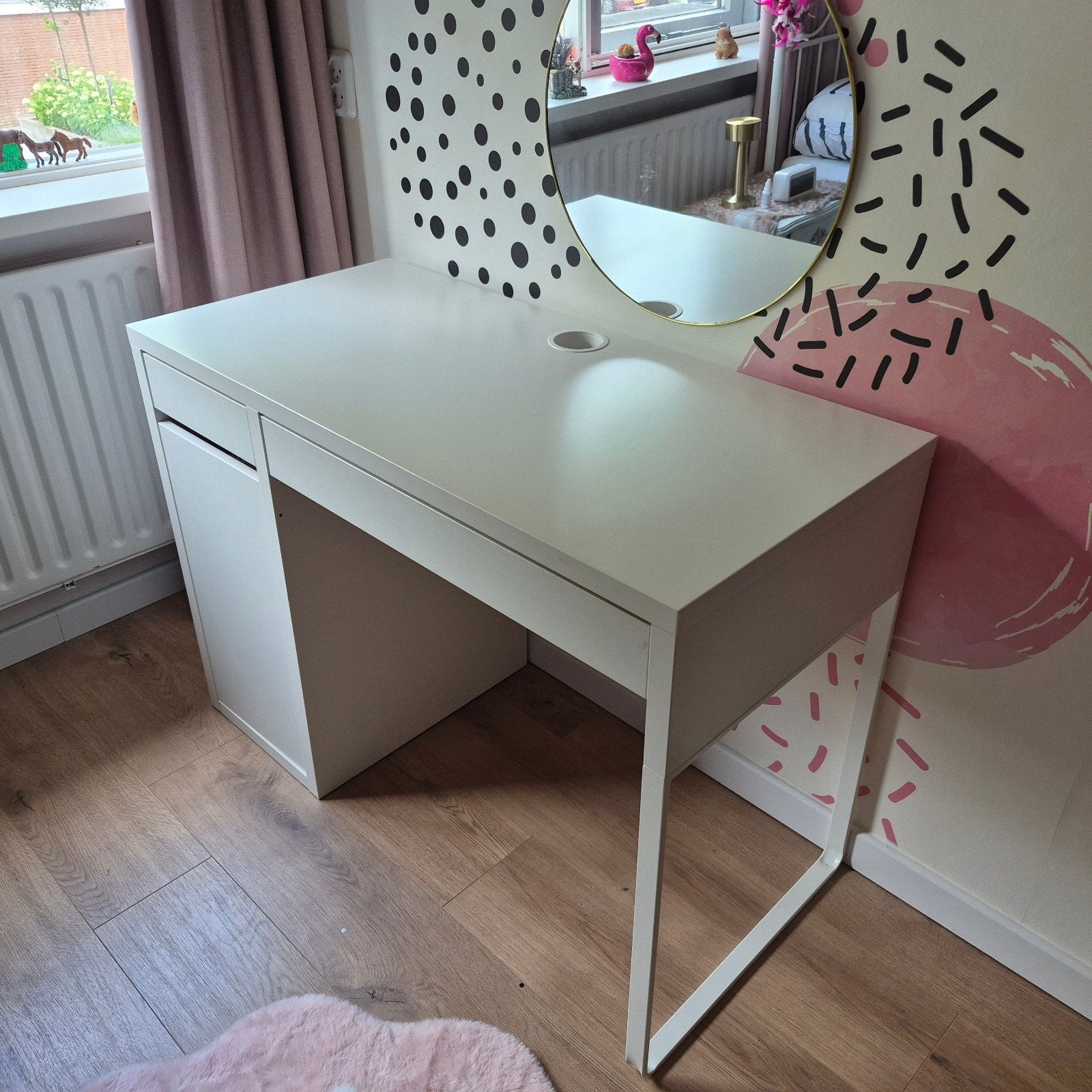 IKEA MICKE Bureau met lades en kastje - Zo goed als nieuw, Ophalen, Met lades, Spaanplaat of MDF, Zo goed als nieuw