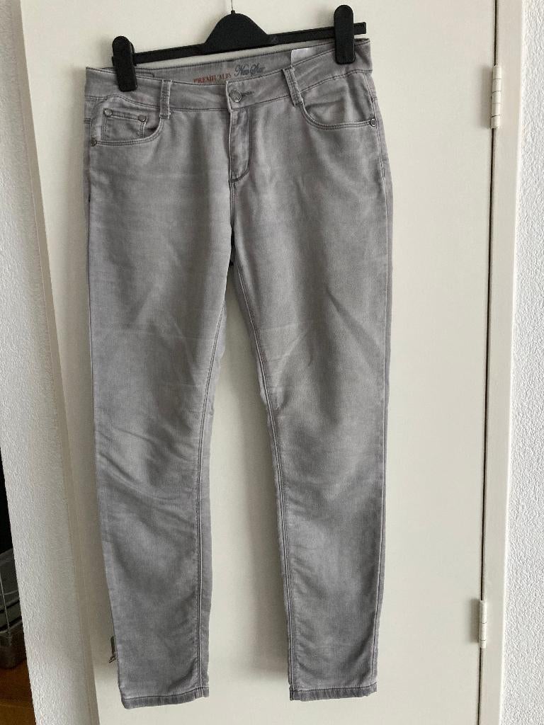 mooie broek van angels maat 40, Ophalen of Verzenden, Zo goed als nieuw, W30 - W32 (confectie 38/40), Angels