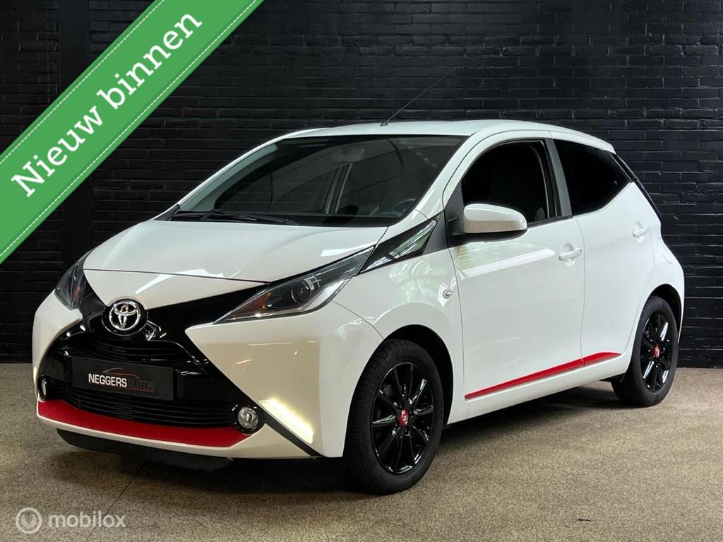 Toyota Aygo 1.0 VVT-i, Auto's, Gebruikt, Overige carrosserieën, Wit, Bedrijf