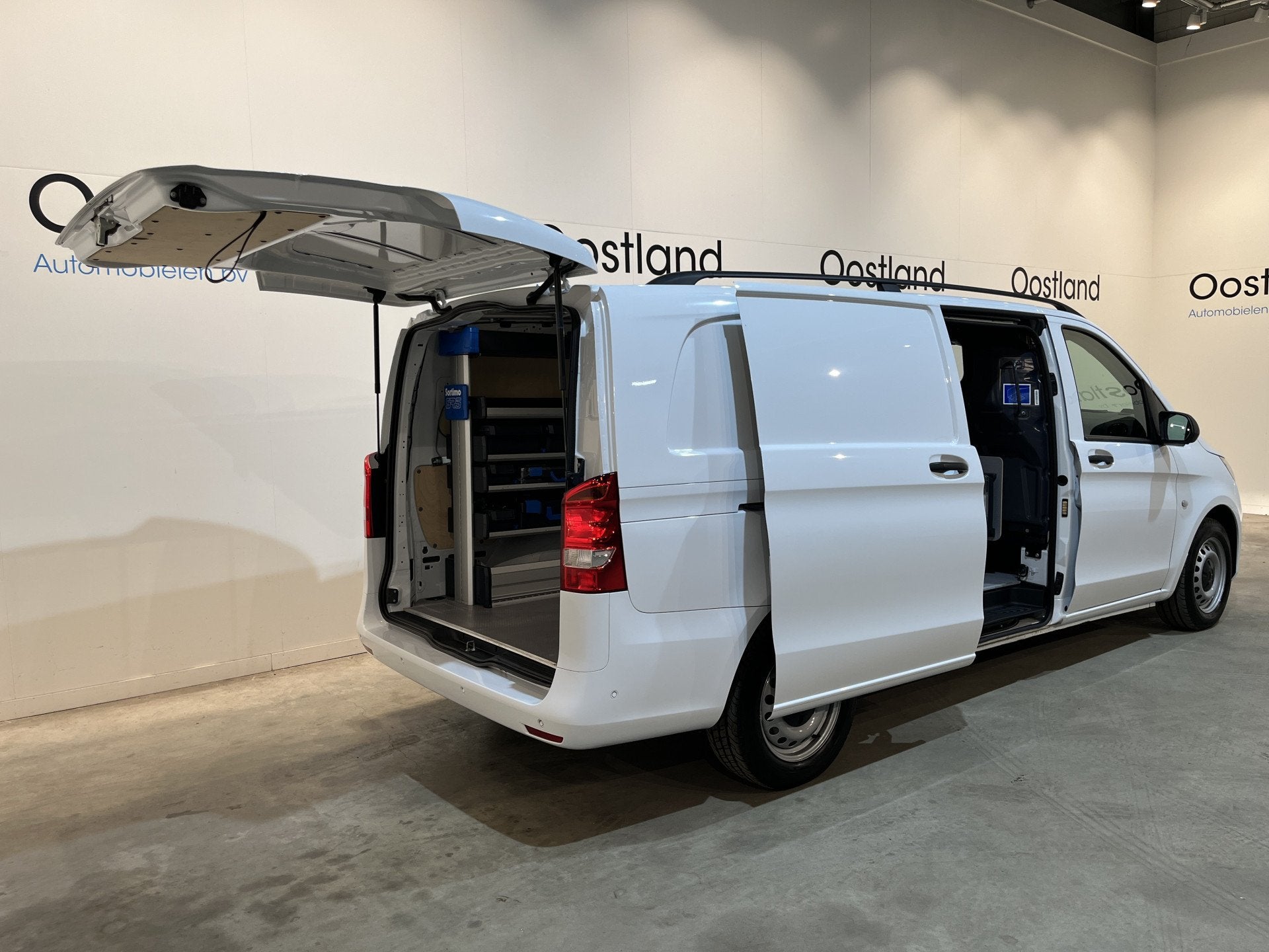 Mercedes-Benz Vito 116 CDI XL Servicebus / Sortimo Inrichtin, Gebruikt, 4 cilinders, 2000 kg, Start-stop-systeem