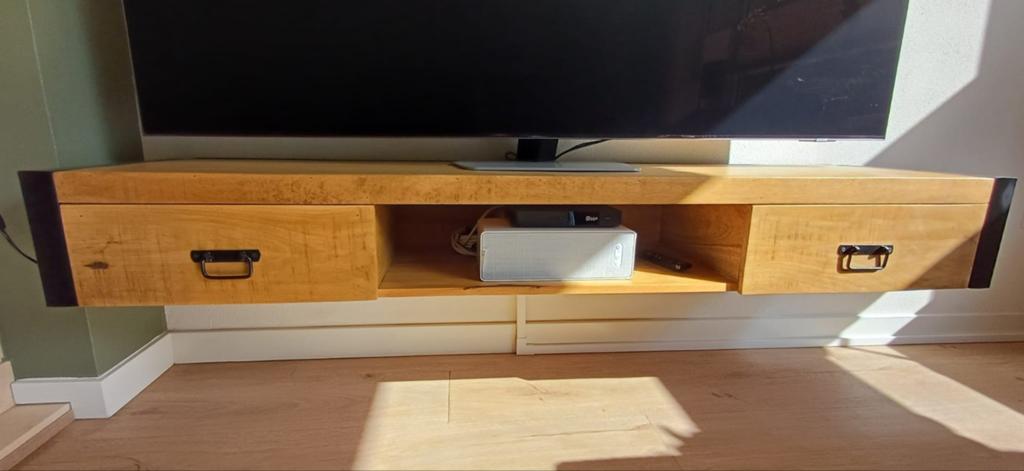 TV-meubel Mangohout, Ophalen, 150 tot 200 cm, Zo goed als nieuw, Minder dan 100 cm