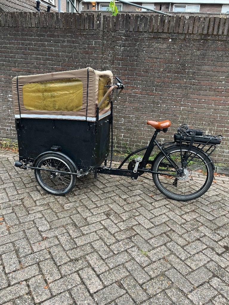 Defecte restauratie object Elektrische Bakfiets Vogue Troy, Ophalen, Gebruikt, 4 kinderen of meer, Huif