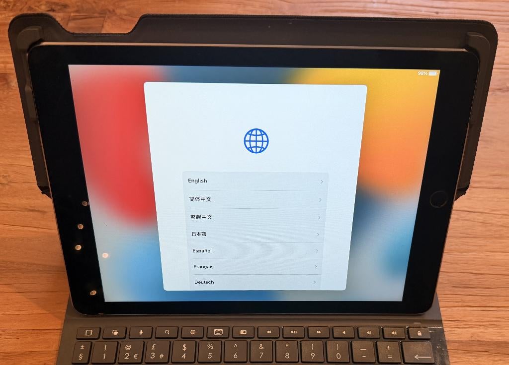 iPad Air 2 128GB Wifi SpaceGray + Logitech toetsenbord case, Computers en Software, Apple iPads, 9 inch, Gebruikt, Apple iPad Air