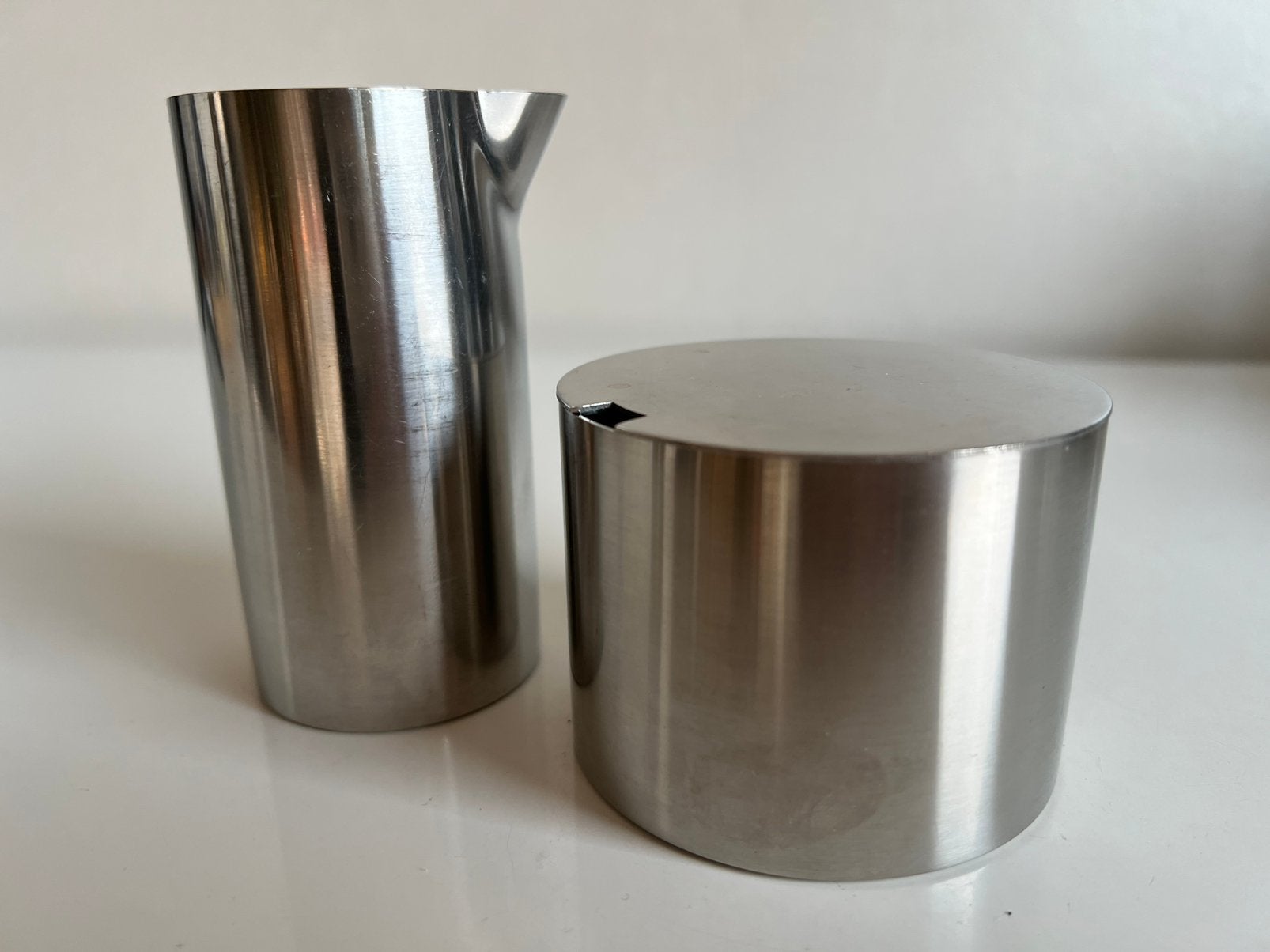 Deens STELTON Suikerpot Melkkan Cylinda Arne Jacobsen 1967, Overige typen, Ophalen of Verzenden, Zo goed als nieuw, Metaal
