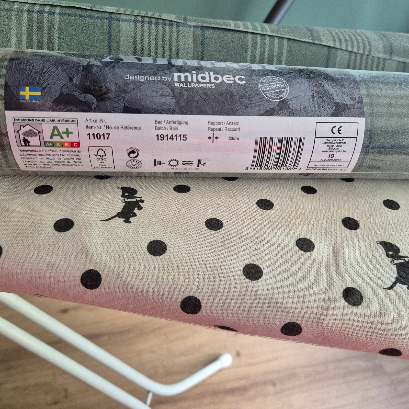 Midbec Annuel Behang - 3 rollen nieuw, 1 aangebroken, Ophalen, 10 tot 25 m², Groen, Geruit