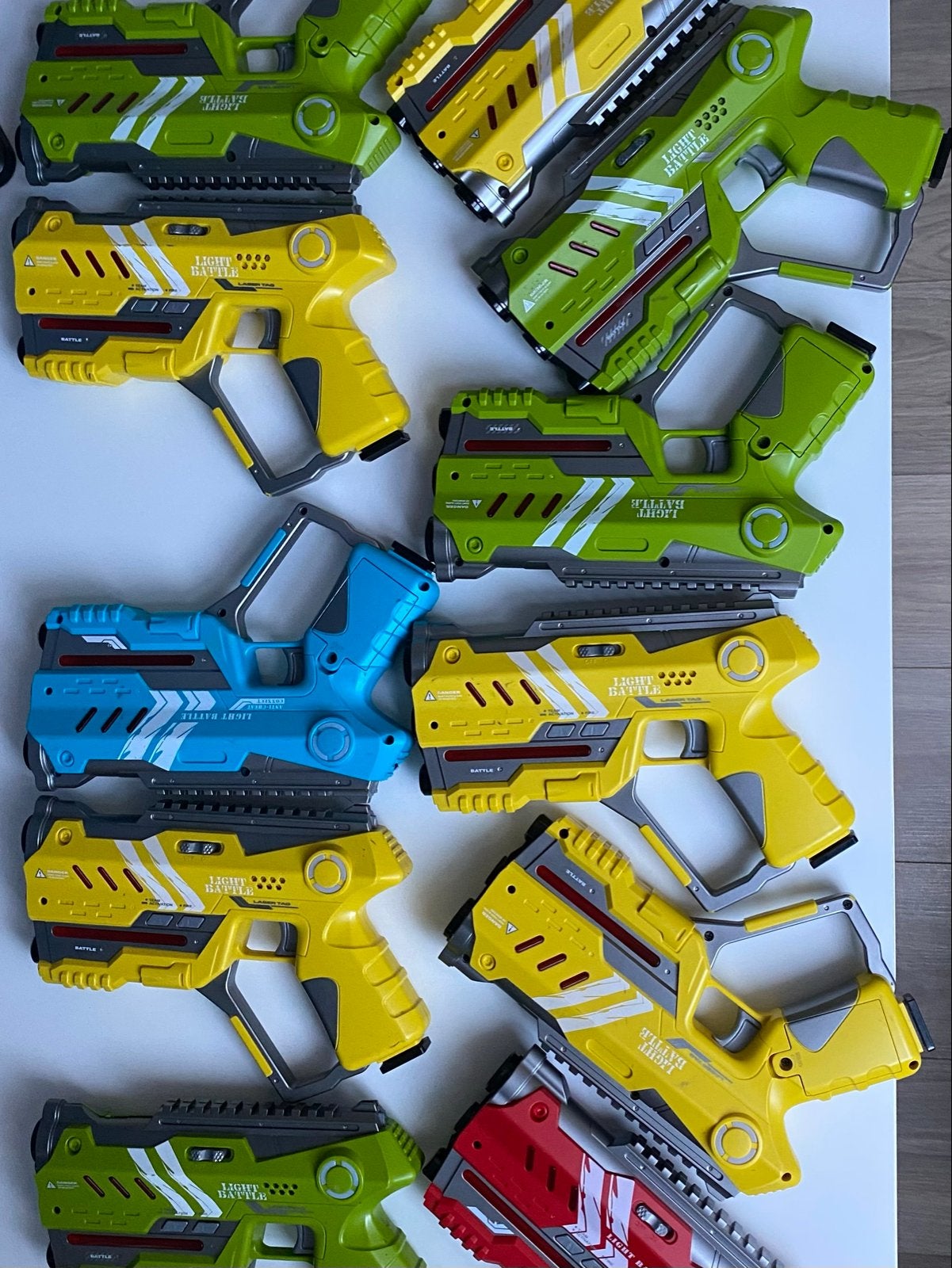 Laserguns te huur! 3,50 per stuk, Hobby en Vrije tijd, Ophalen, Zo goed als nieuw