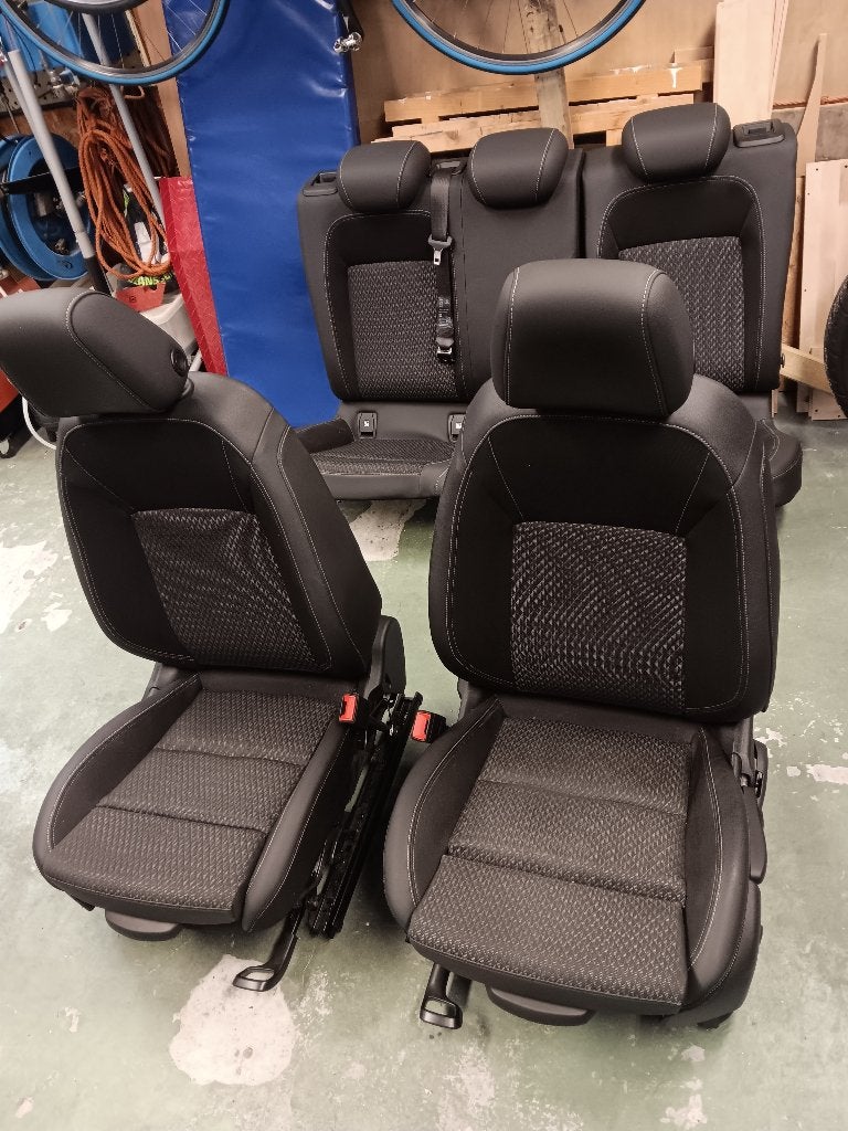 Interieur Opel Astra K SportsTourer 2019-2022 Zeer Mooi !, Auto-onderdelen, Interieur en Bekleding, Ophalen, Gebruikt, Opel