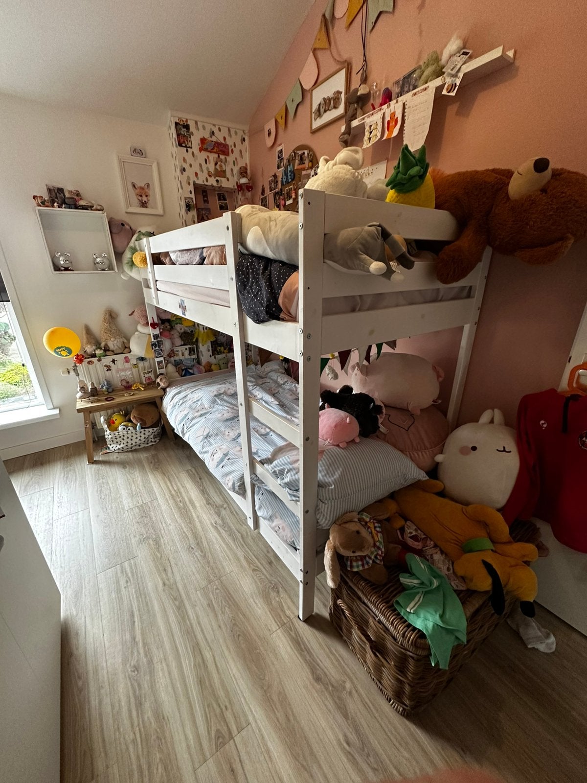 Mydal stapelbed, wit geschilderd, Huis en Inrichting, Slaapkamer | Stapelbedden en Hoogslapers, Ophalen of Verzenden, Tweepersoons
