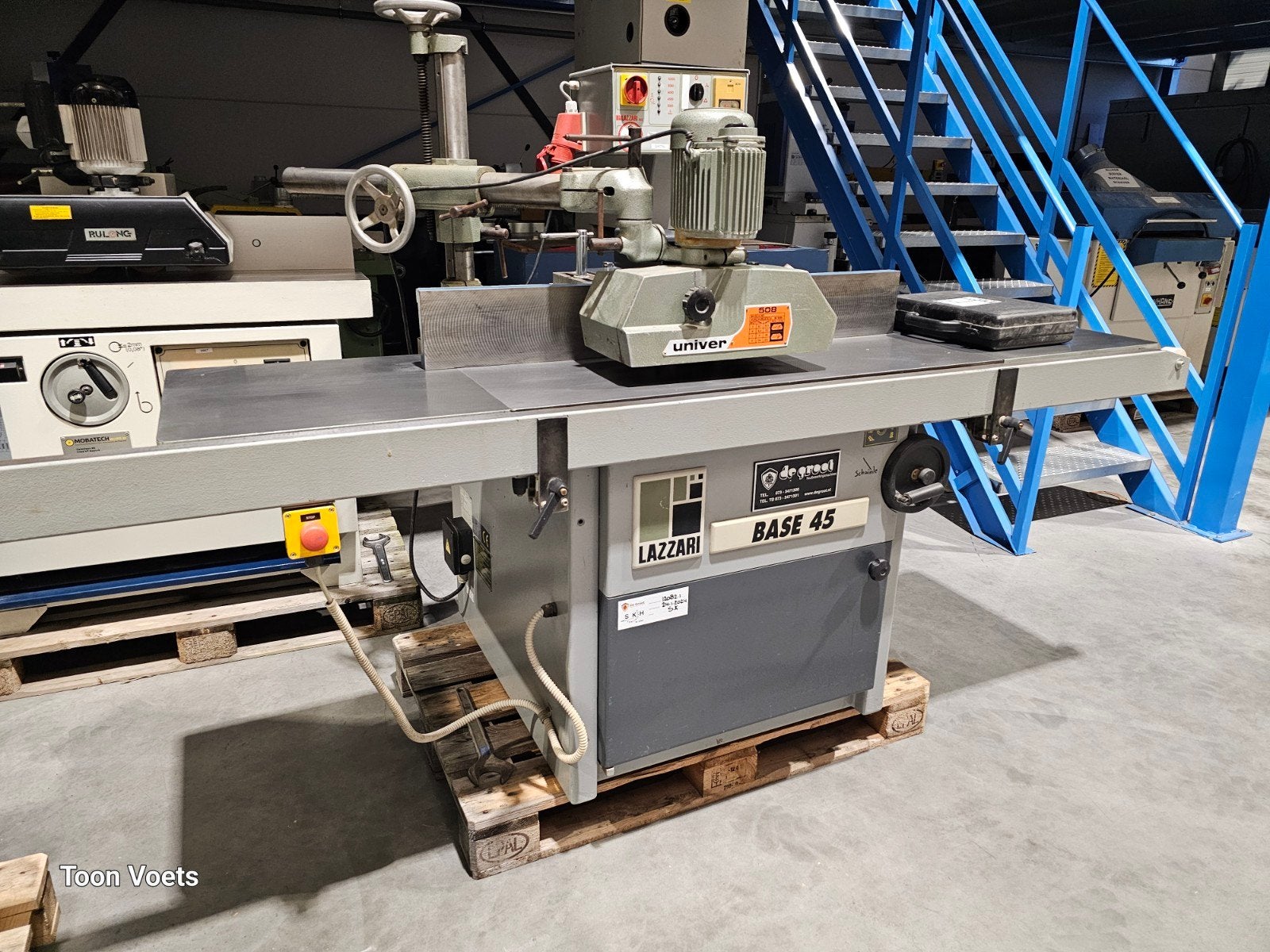 Freesmachine met aanvoerapparraat en Schuininstelbaar, Gebruikt, Overige soorten, Elektrisch, Ophalen