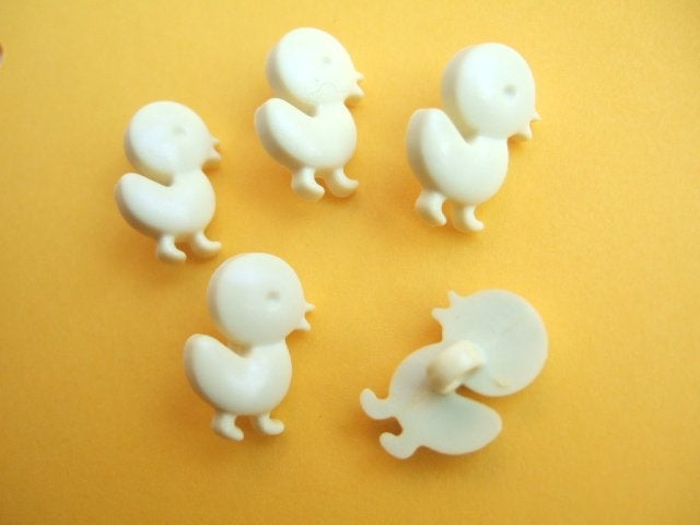 OPRUIMING ~ Geel eend kuiken knoopje ~ 17 mm, -, -, Nieuw, Ophalen of Verzenden