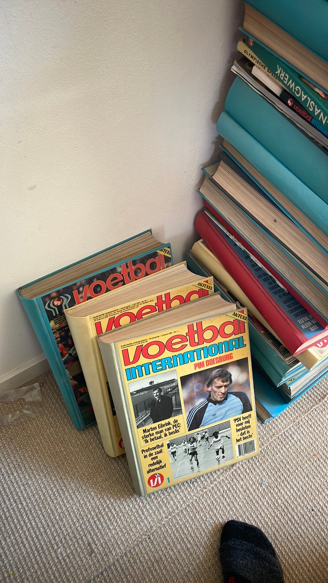 Voetbal boeken jaren 80, Ophalen, Gelezen, Sport, Hobby en Vrije tijd