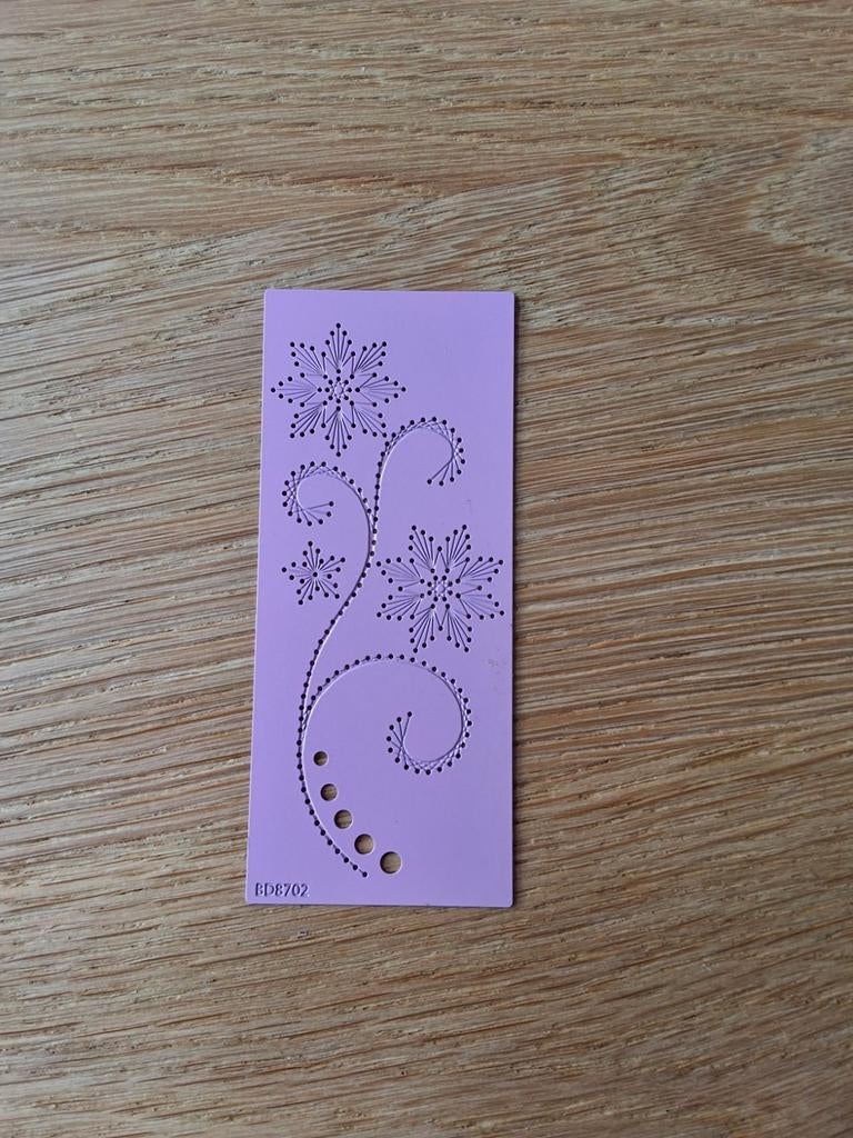 Borduurmal met bloemmotief - BD8702, Ophalen of Verzenden, Gebruikt, Handborduren, Onderdeel of Toebehoren