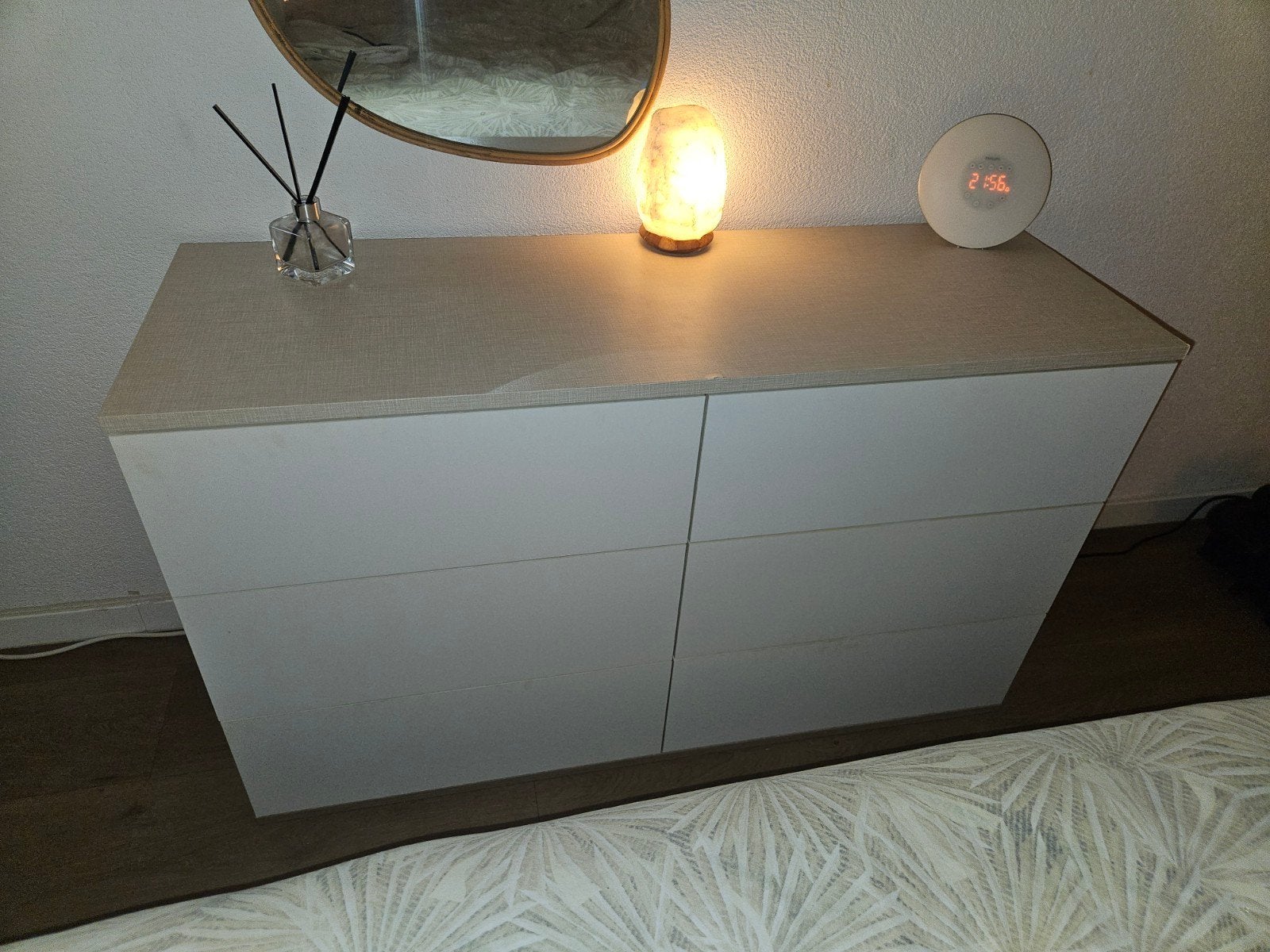Ladekast / dressoir wit met beige blad - 6 lades, Gebruikt, 100 tot 150 cm, 5 laden of meer, Ophalen of Verzenden