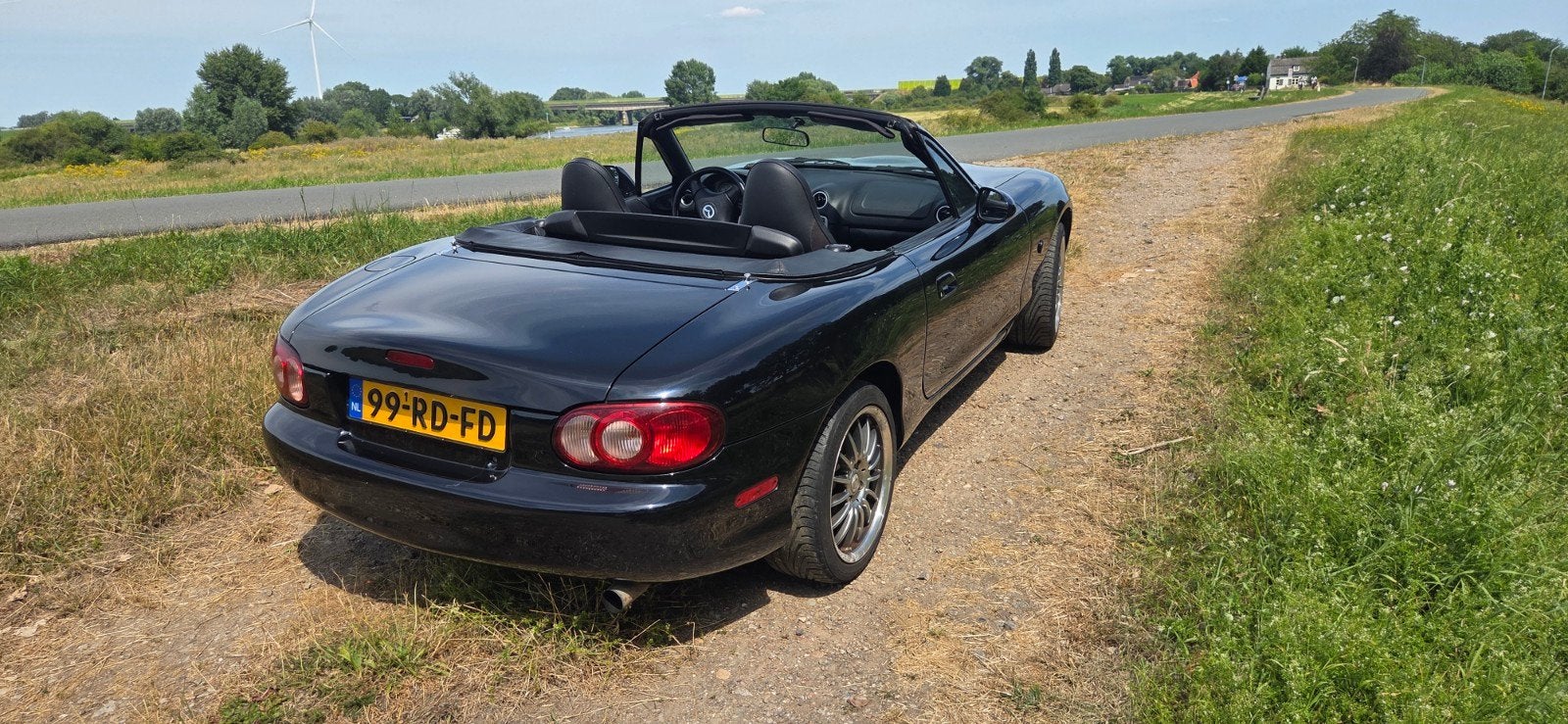 Mazda MX-5 1.8 I 2005 Zwart sportive full option roestvrij, Auto's, Mazda, 145 pk, Achterwielaandrijving, Zwart, 4 cilinders