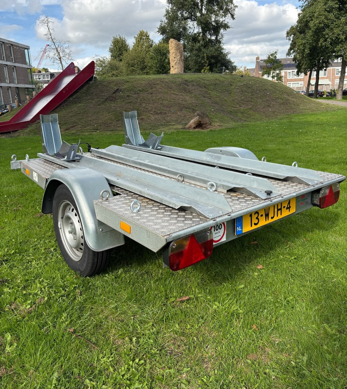 Stema MT850 Motortrailer TE HUUR | 1-2 motoren | AMSTERDAM