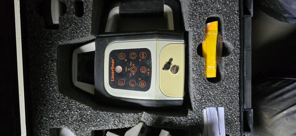 Laserliner laser met afschot functie, Doe-het-zelf en Verbouw, Meetapparatuur, Ophalen of Verzenden