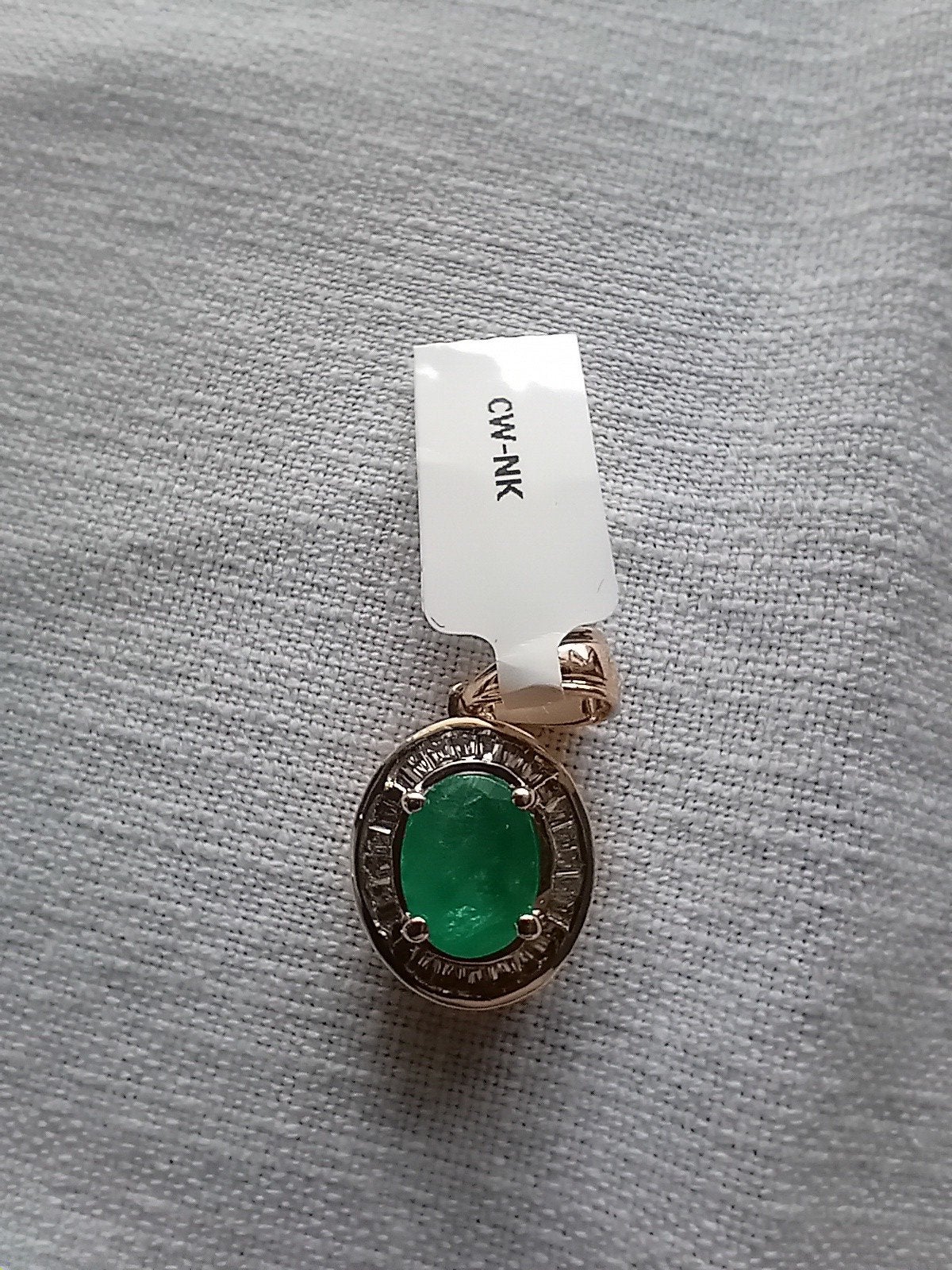 Hanger met natuurlijke smaragd en zirkonia, Ophalen of Verzenden