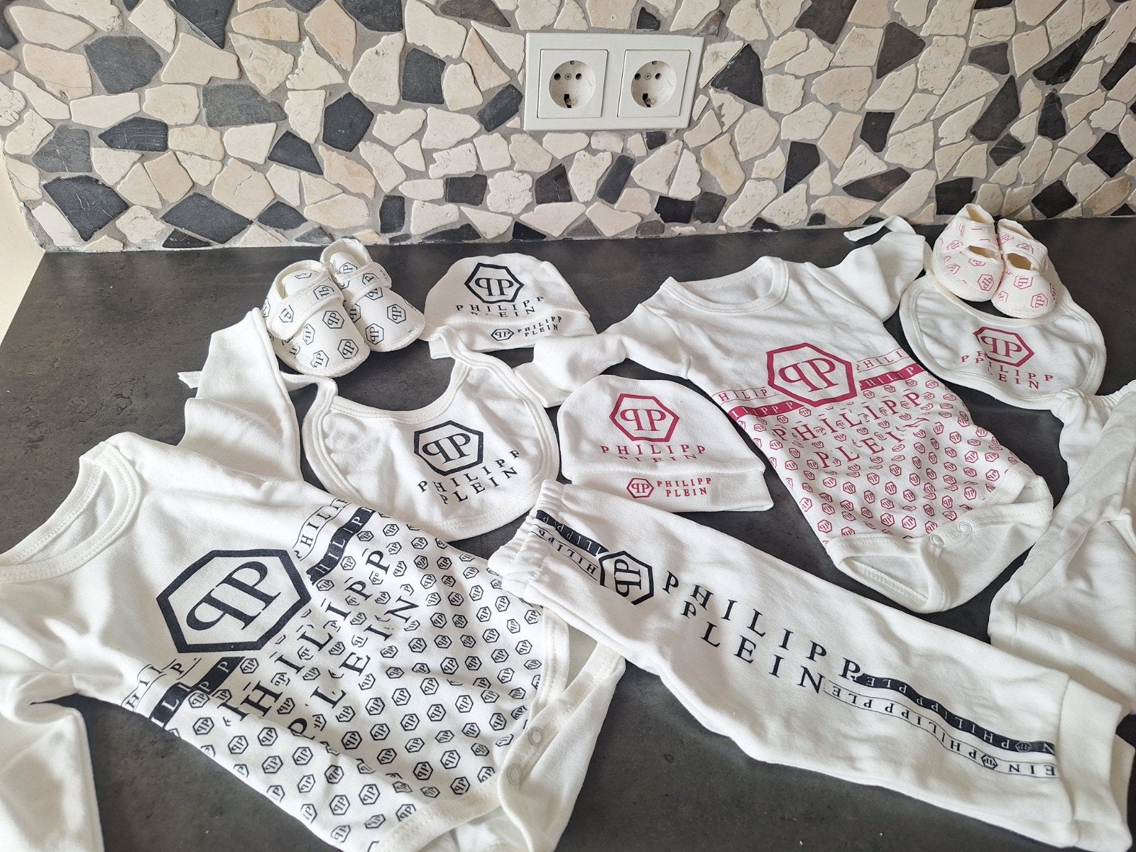 Baby kleding New born PHILIPP PLEIN jongen & meisjes 😍🥰😘, Ophalen of Verzenden, Nieuw