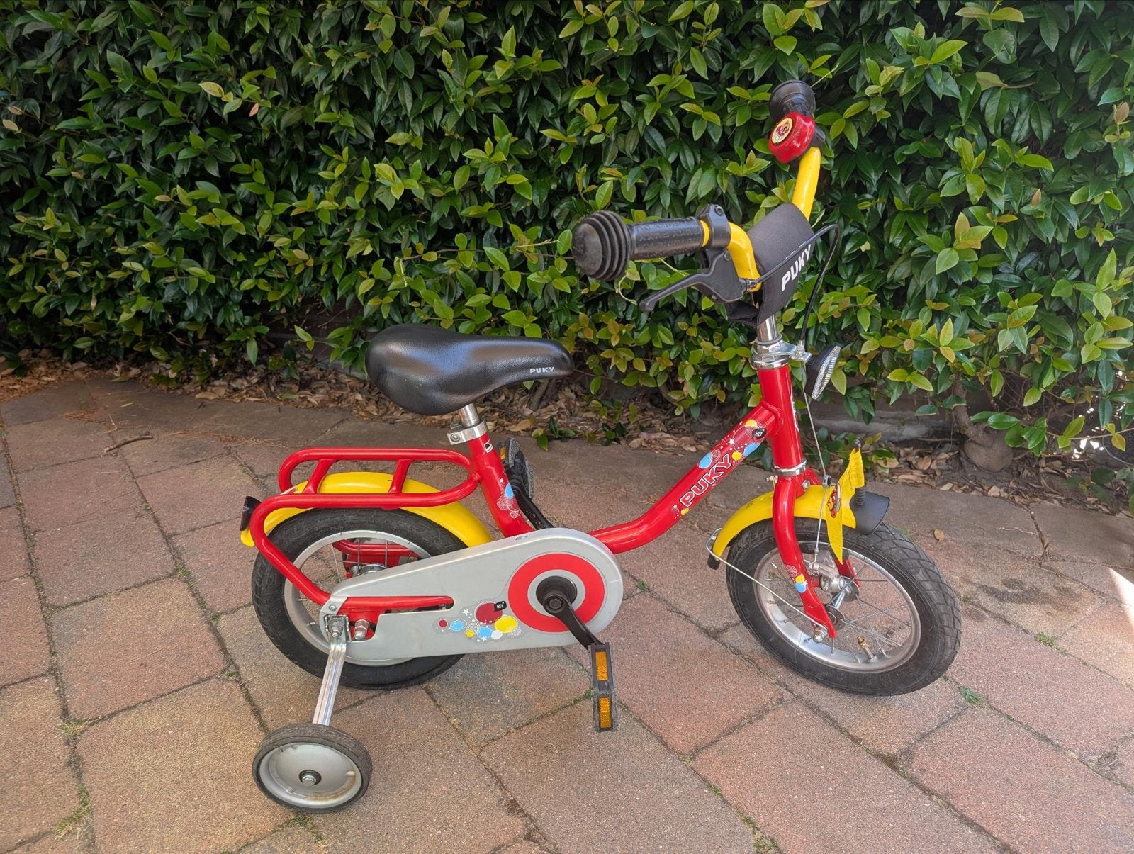 Puky kinderfiets rood 12 inch compleet met accessoires, Fietsen en Brommers, Fietsen | Kinderfietsjes, Ophalen, Terugtraprem, Zijwieltjes
