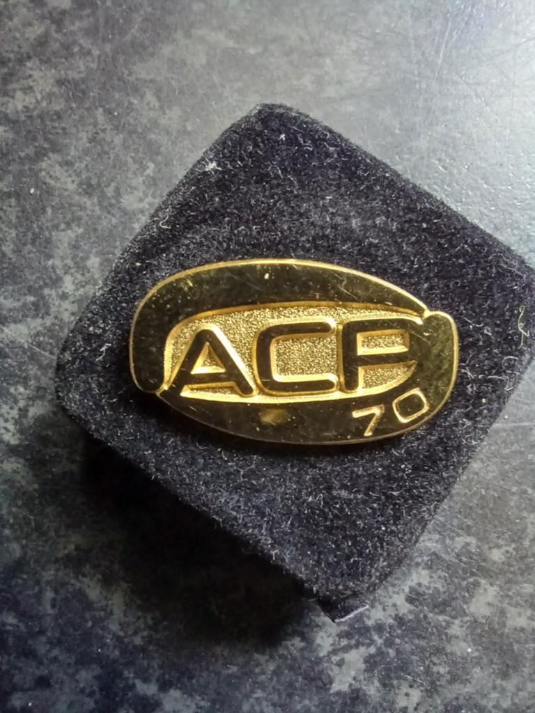 Pin ACP 70, Ophalen, Zo goed als nieuw, Overige onderwerpen, Speldje of Pin