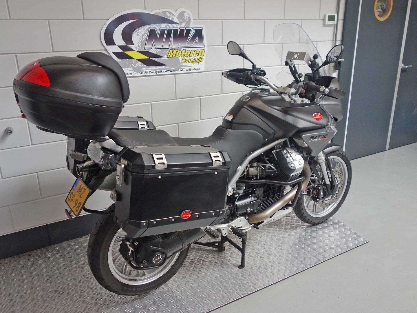 MOTO GUZZI V 9 BOBBER, Motoren, Motoren | Moto Guzzi, 2 cilinders, Motorrijbewijs A, Bedrijf, Meer dan 35 kW